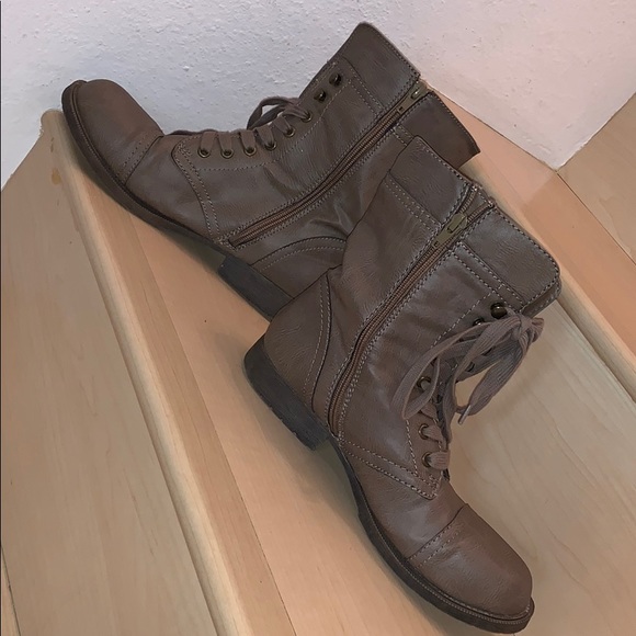 Combat boots - Picture 2 of 4